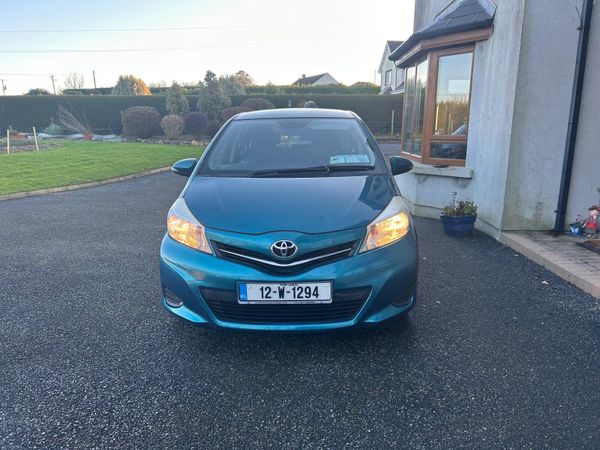 Toyota Yaris Hatchback, Petrol, 2012, Green