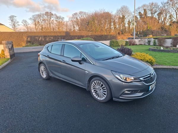 Opel Astra Hatchback, Diesel, 2018, Grey