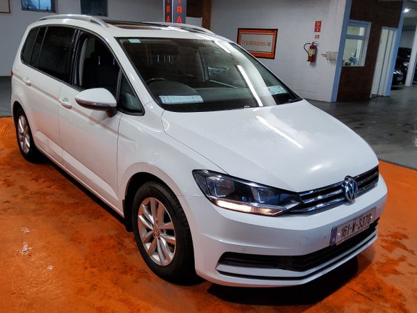 Volkswagen Touran MPV, Diesel, 2016, White