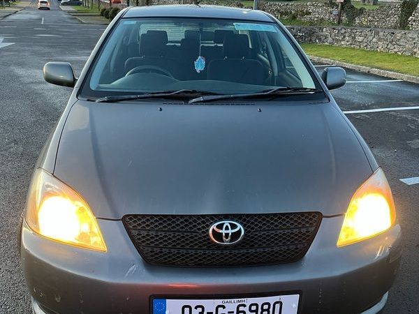 Toyota Corolla Hatchback, Petrol, 2003, Grey