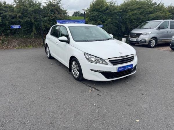 Peugeot 308 Hatchback, Diesel, 2016, White