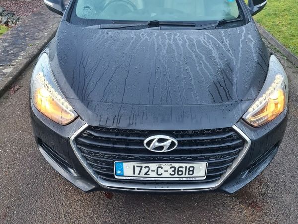 Hyundai i40 Estate/Jeep, Diesel, 2017, Black