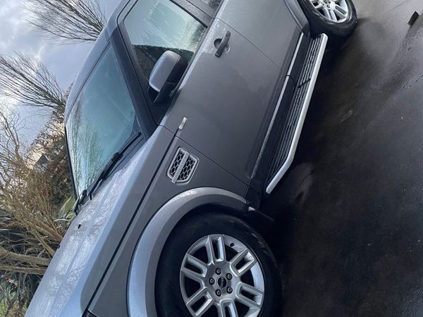 Land Rover Discovery , 2011, Grey