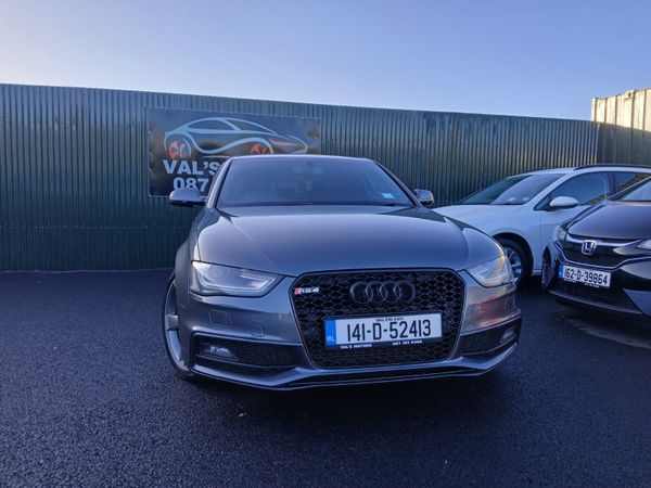 Audi A4 Saloon, Diesel, 2014, Grey