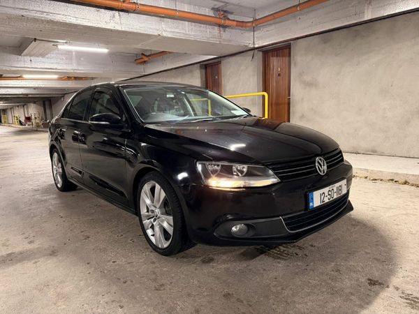 Volkswagen Jetta Saloon, Diesel, 2012, Black