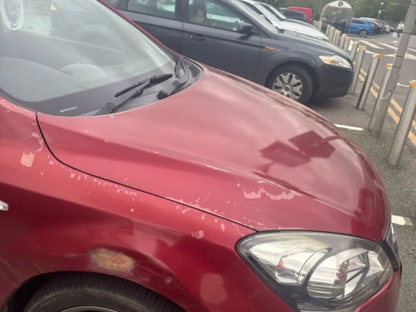 Kia Ceed Hatchback, Petrol, 2010, Red