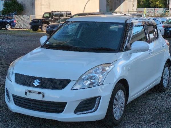 Suzuki Swift Hatchback, Petrol, 2016, White