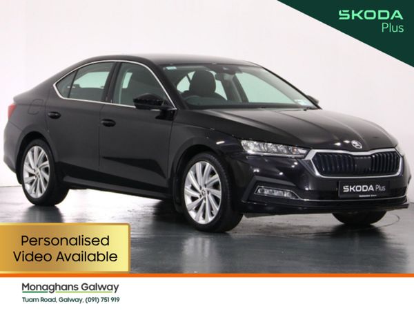 Skoda Octavia Saloon, Petrol, 2022, Black