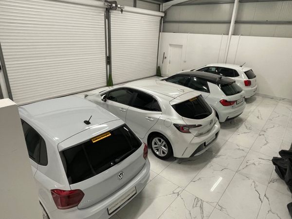 Volkswagen Polo Hatchback, Petrol, 2016, Blue