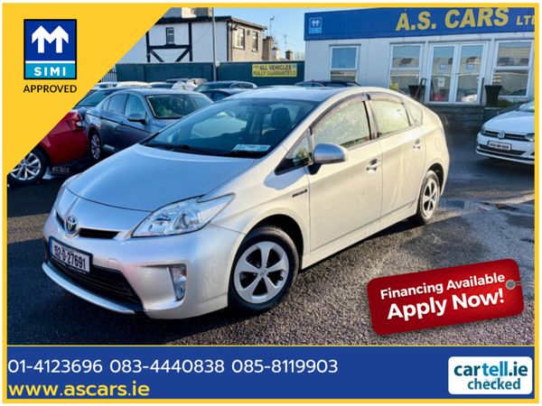 Toyota Prius MPV, Petrol Hybrid, 2015, Silver