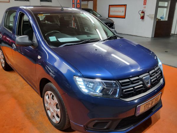 Dacia Sandero Hatchback, Petrol, 2017, Blue