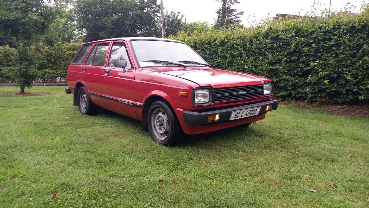 eyJidWNrZXQiOiJkb25lZGVhbC5pZS1waG90b3Mi