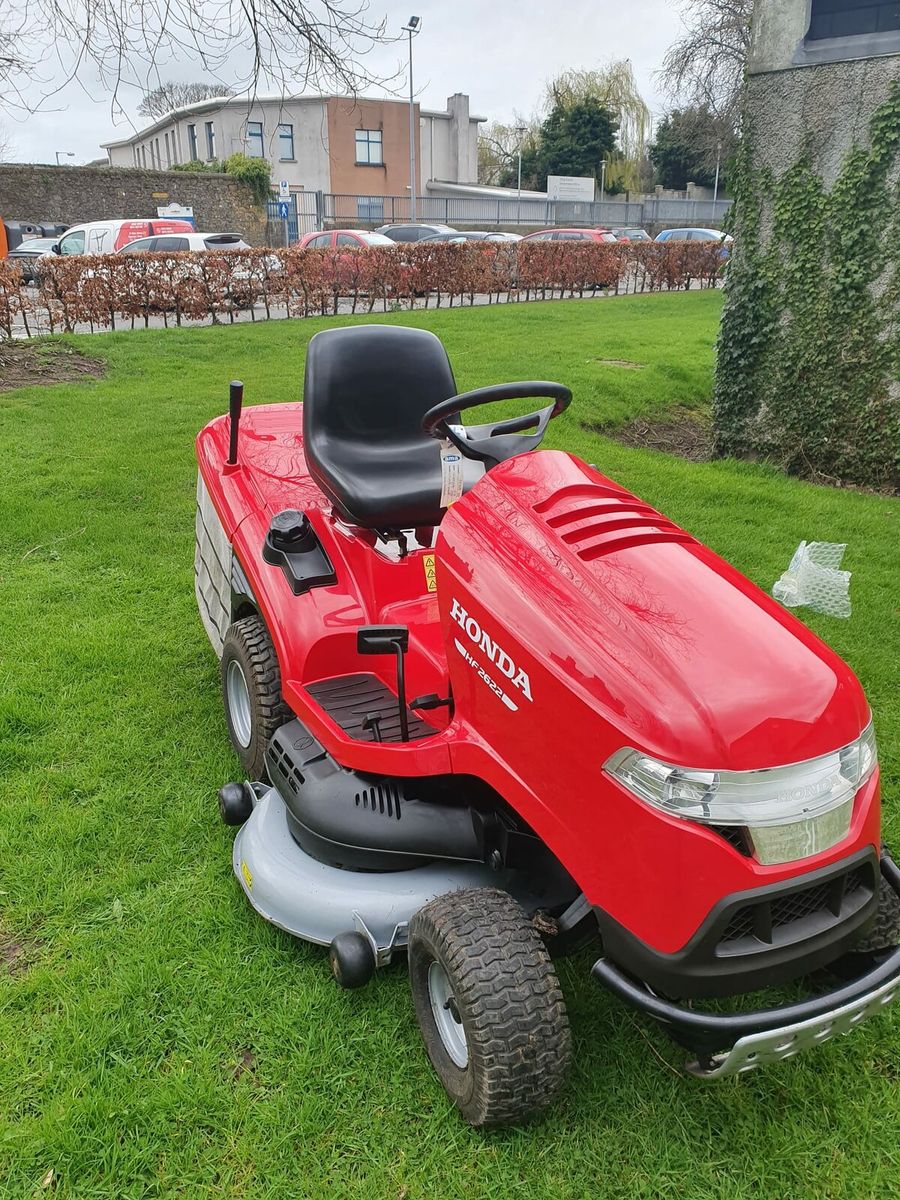 Honda 2622Tractor mower for sale in Co. Tipperary for 4 650 on DoneDeal