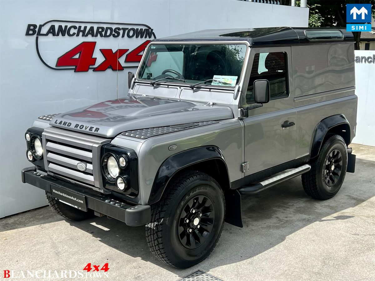 Land rover defender on sale commercial for sale
