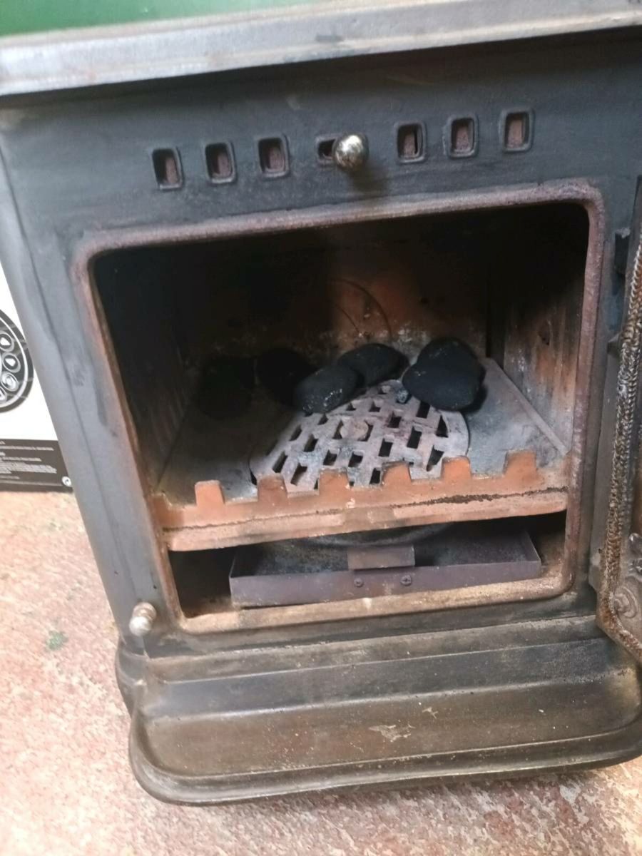 https://www.donedeal.co.uk/livingroom-for-sale/stove/35086454