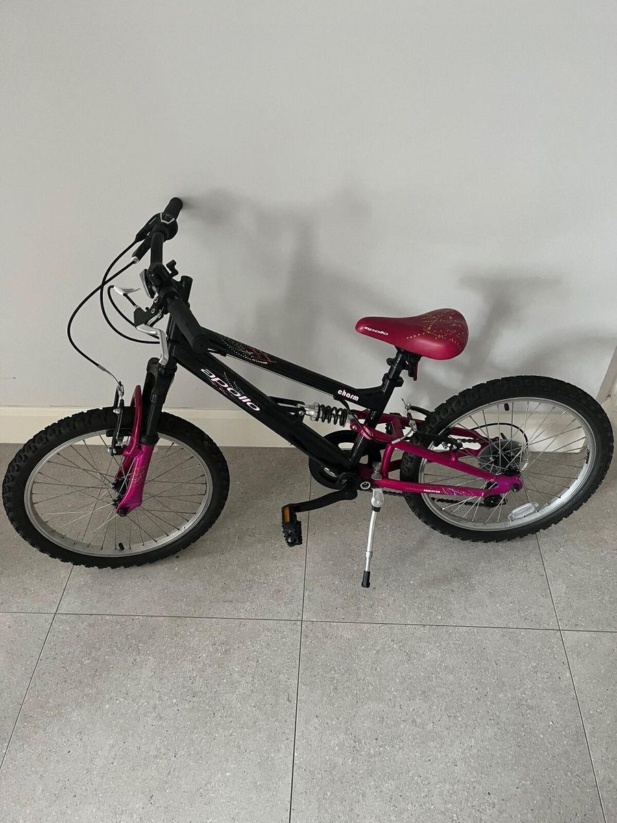 Apollo charm 2025 girls bike