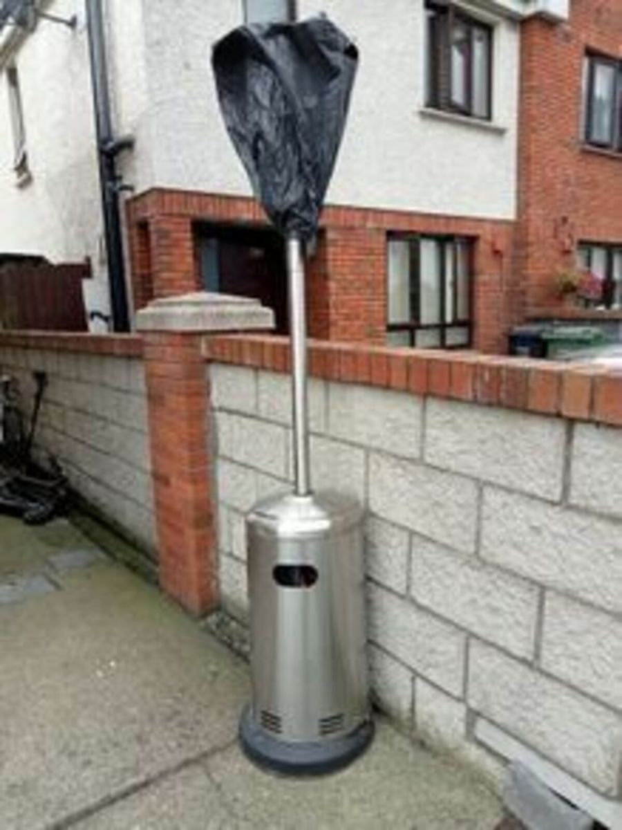 OUTDOOR Garden Gas Heater Was 300 Euro ,only Used for sale in Co. Dublin  for €100 on DoneDeal