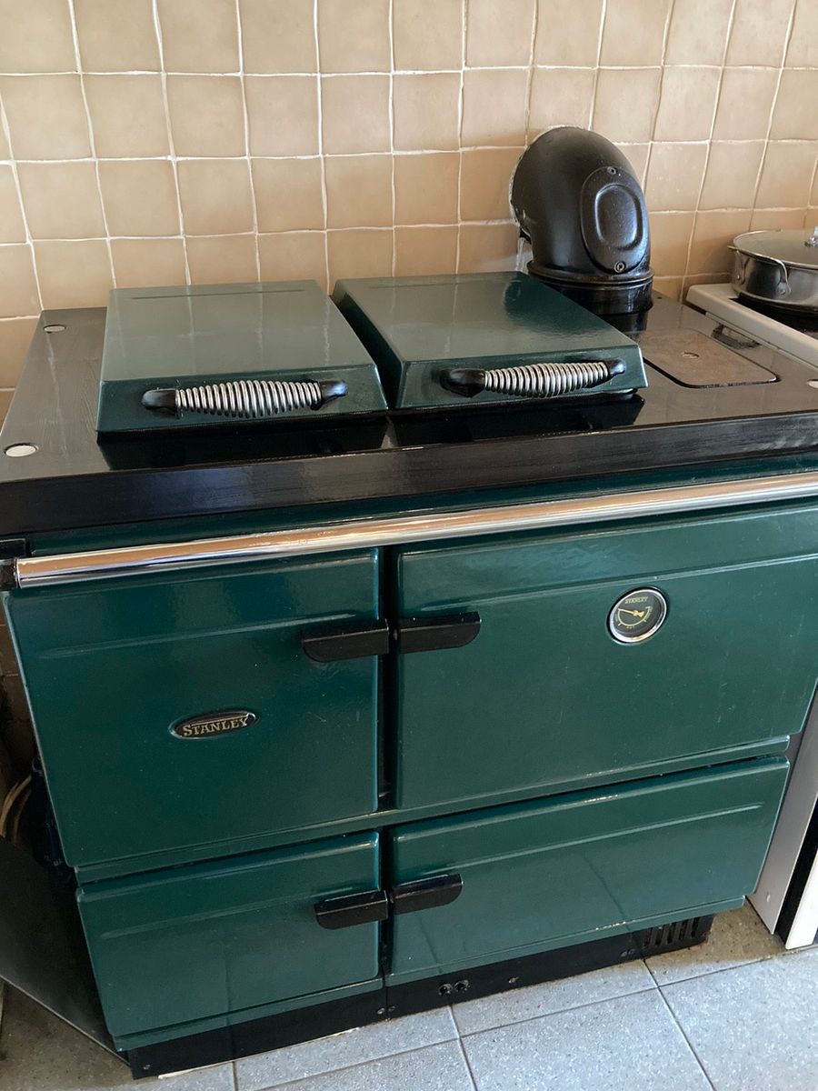 Stanley Oil Range for sale in Co. Offaly for €500 on DoneDeal