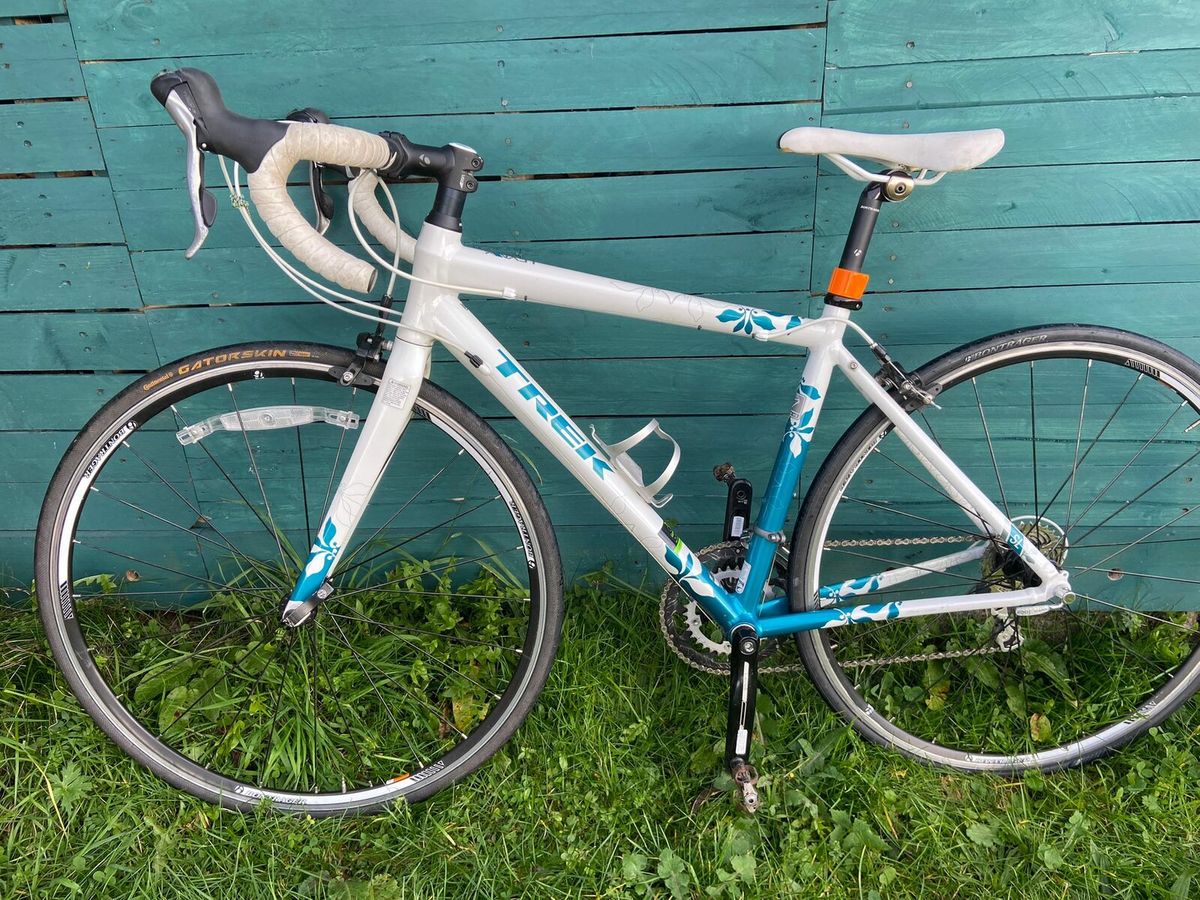 Trek lexa store bike for sale