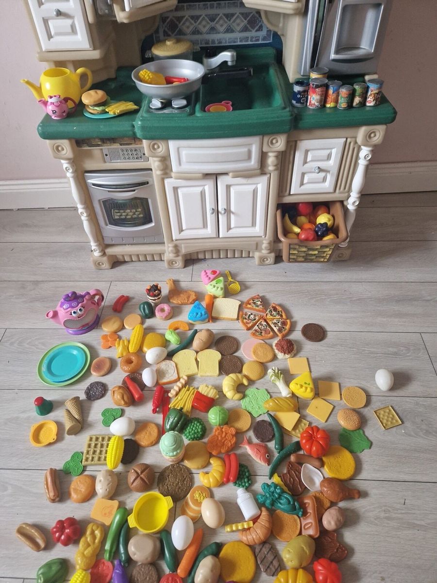 Done deal best sale toy kitchen