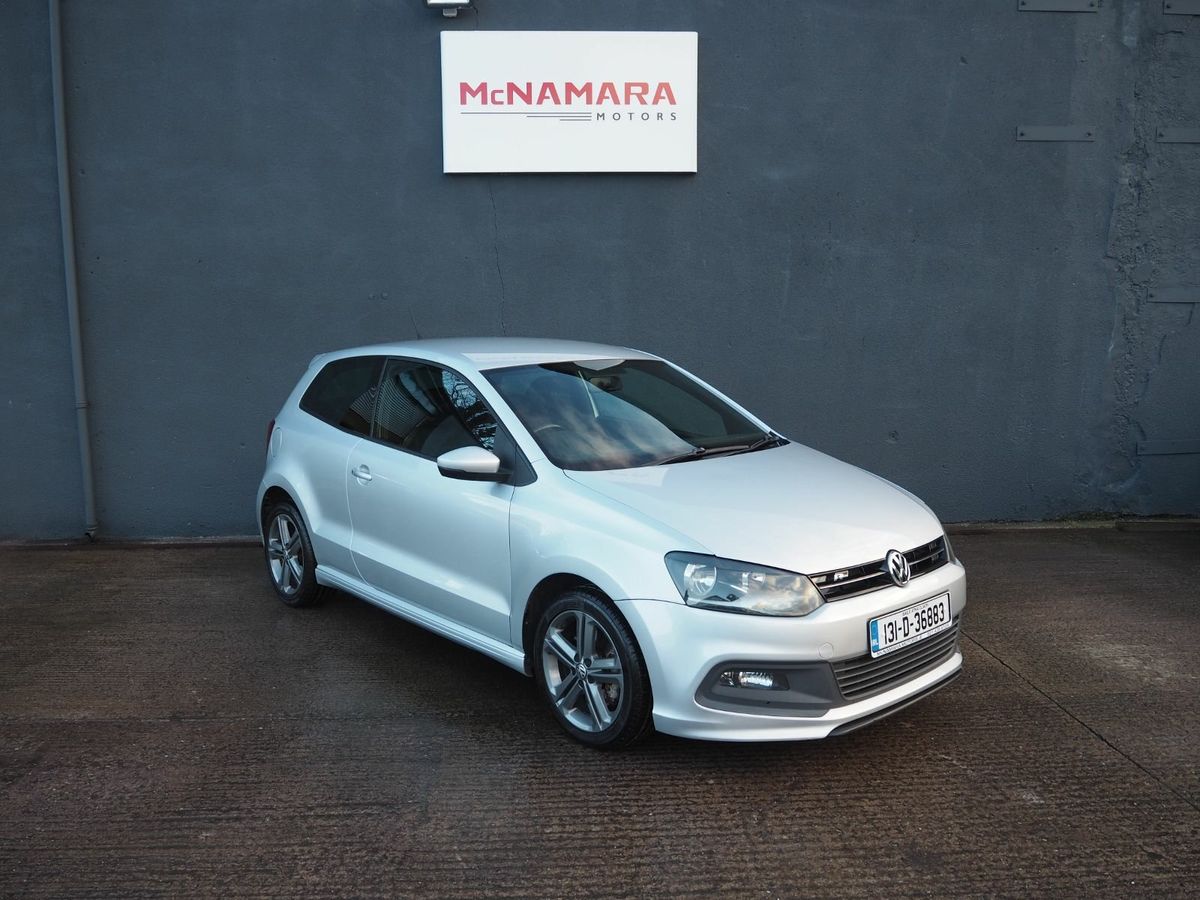 2013 - Volkswagen Polo Manual