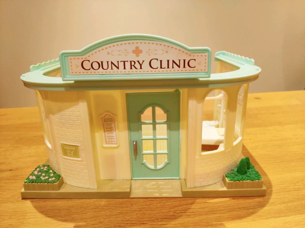 Sylvanian sales families clinic