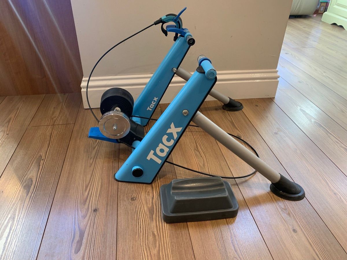 Tacx blue turbo trainer hot sale