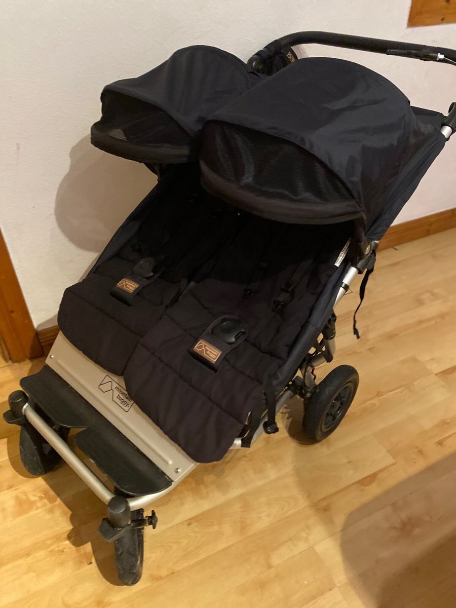 Mountain buggy duet v3 sale hotsell