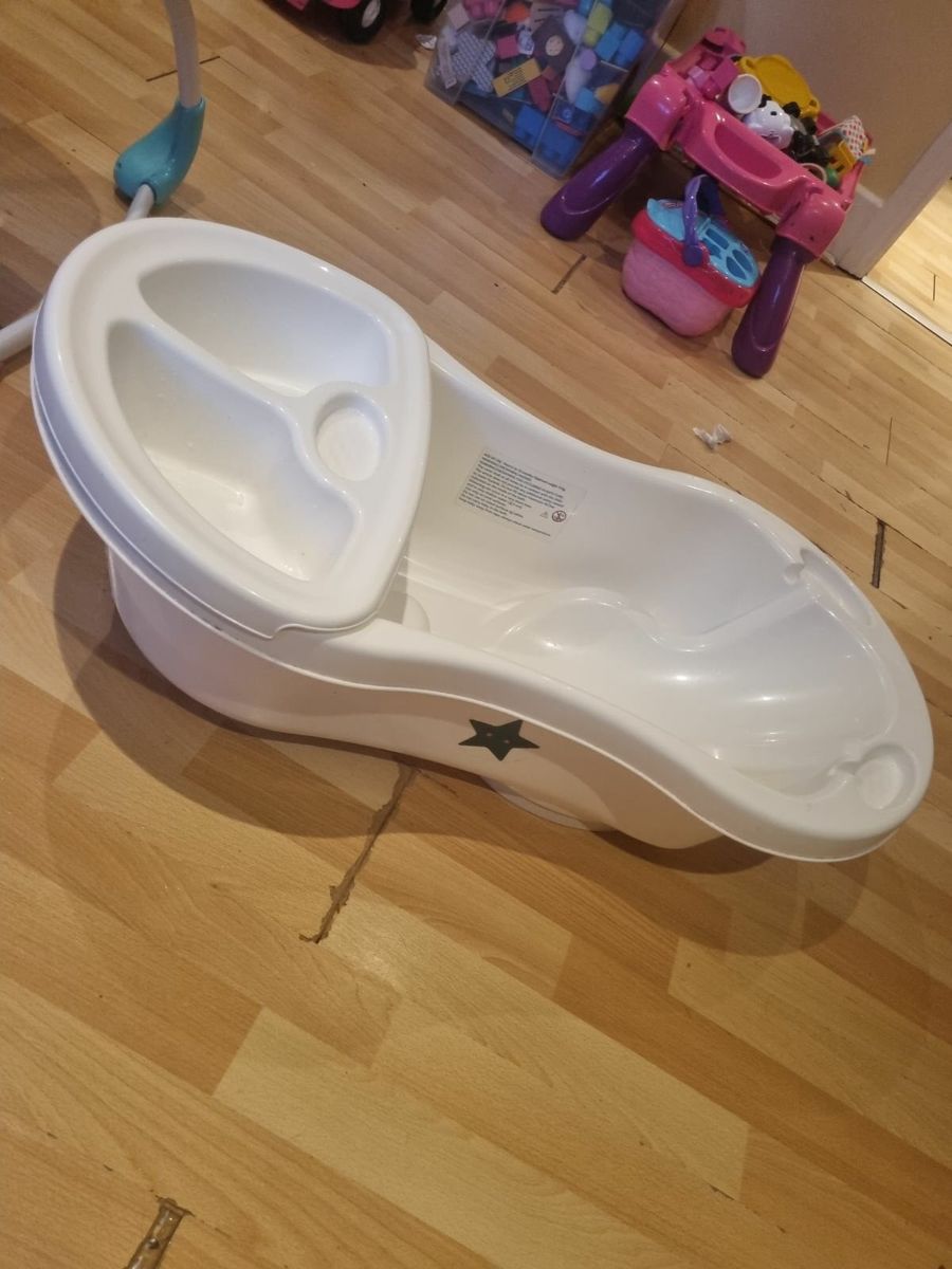 Strata little store star baby bath