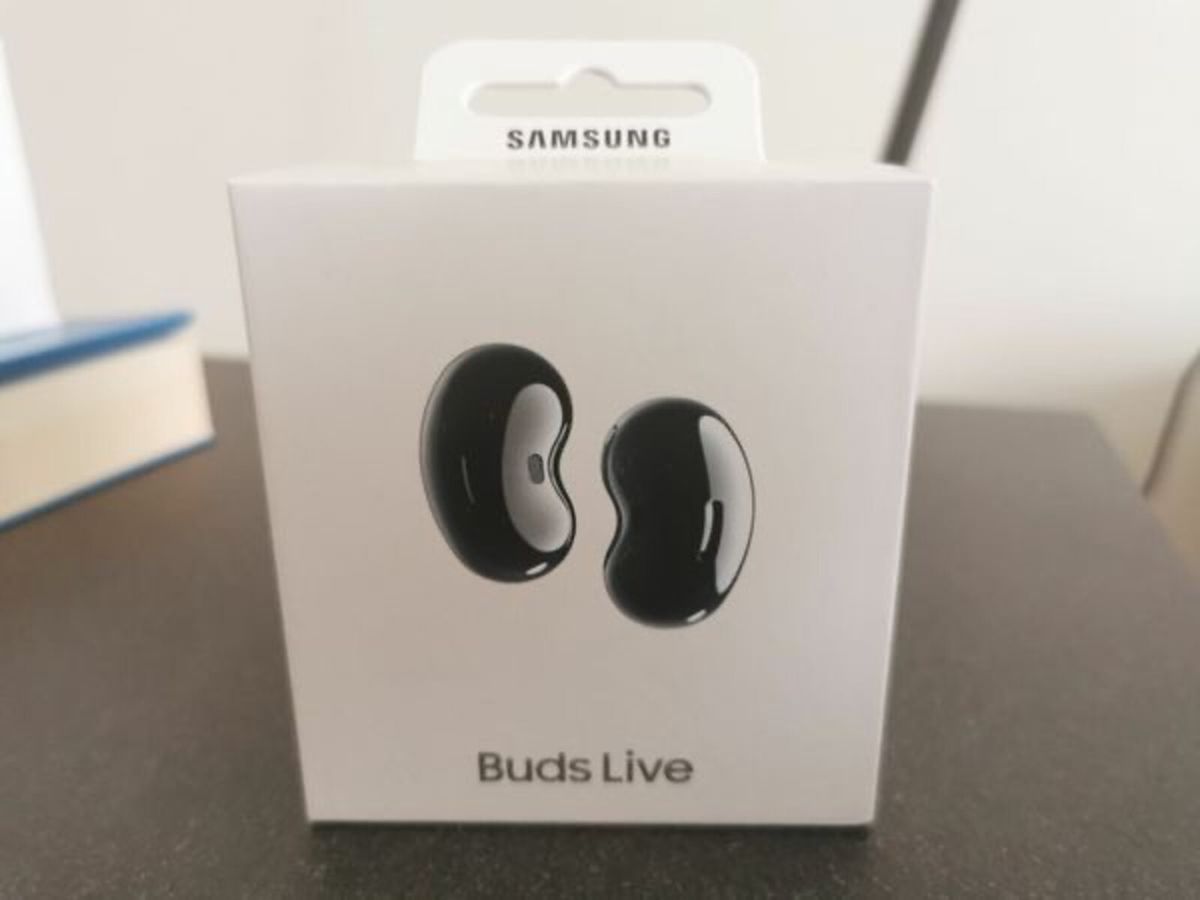 Samsung buds live box new arrivals