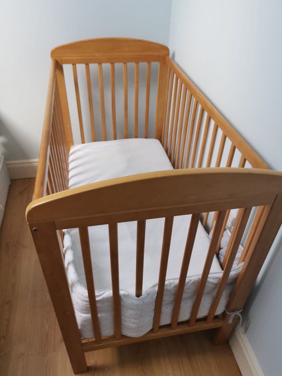 Mamas and store papas sherwood cot