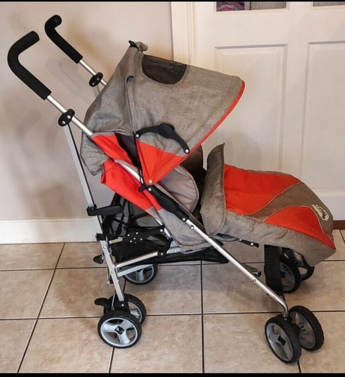 Cygnet stroller outlet