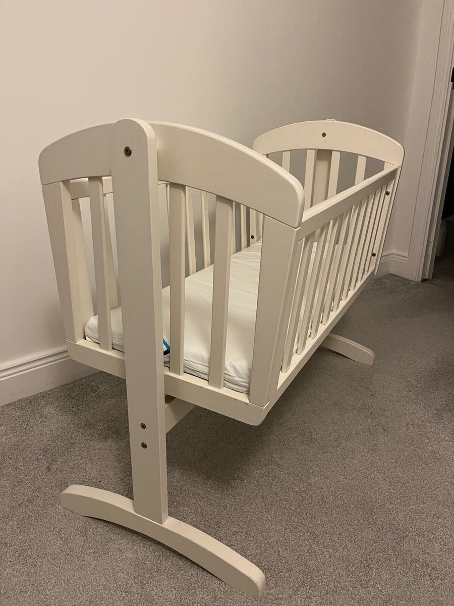 Mamas and papas 2024 swinging crib instructions