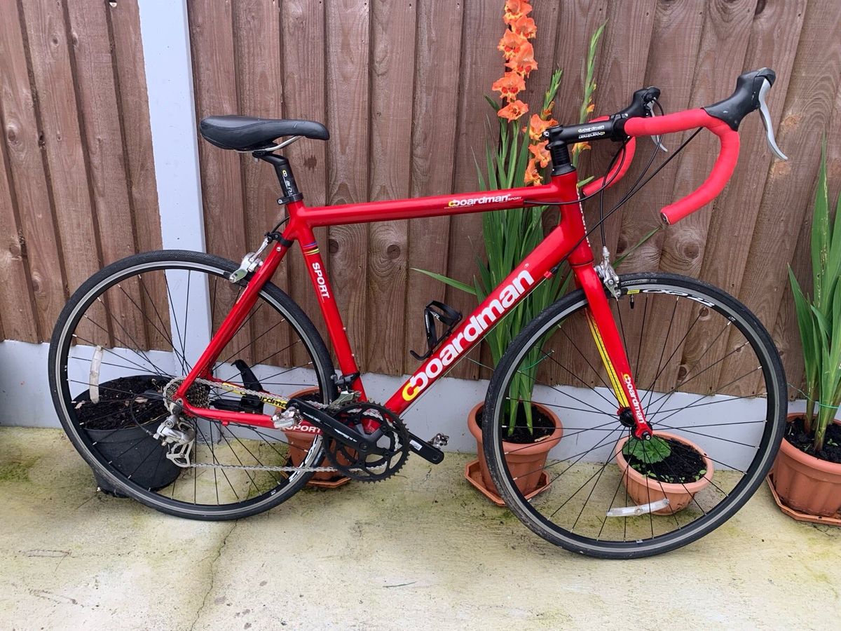 Boardman sport discount road bike red