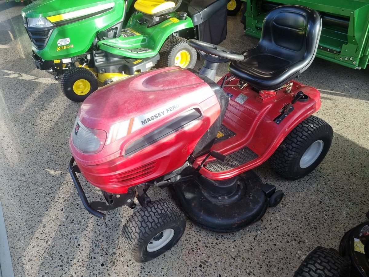 Massey ferguson discount lawn tractor prices