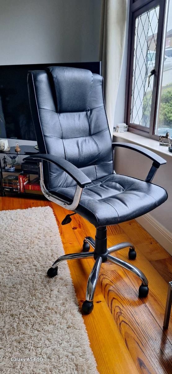 Computer chair Adult black swivel excellent cond for sale in Co. Sligo for 125 on DoneDeal