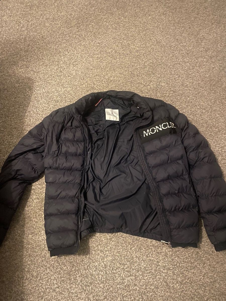 Moncler shop aiton jacket