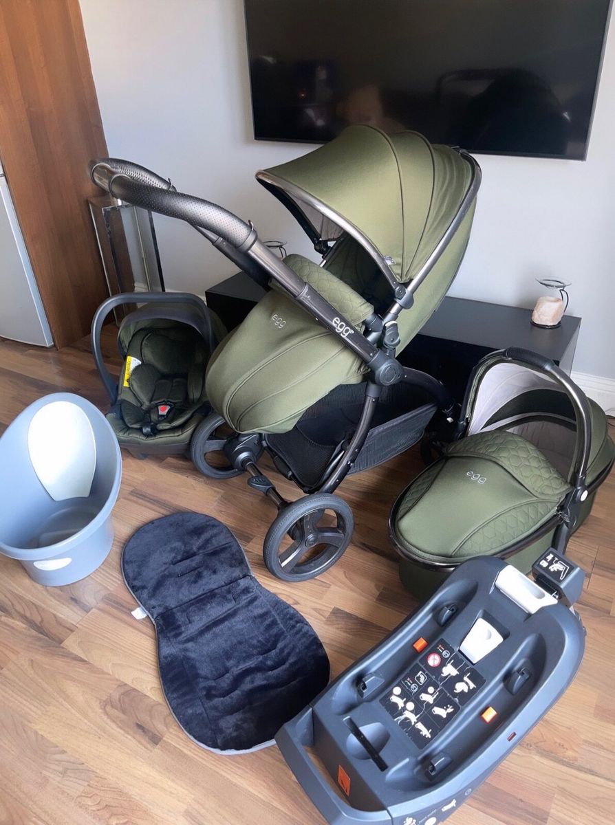 Forest green 2024 egg travel system