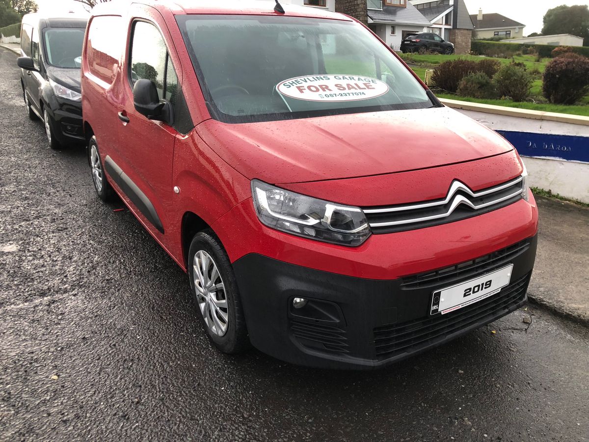 Citroen berlingo store van done deal