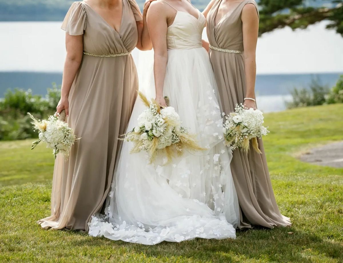 Bridesmaid dressing outlet gowns ireland