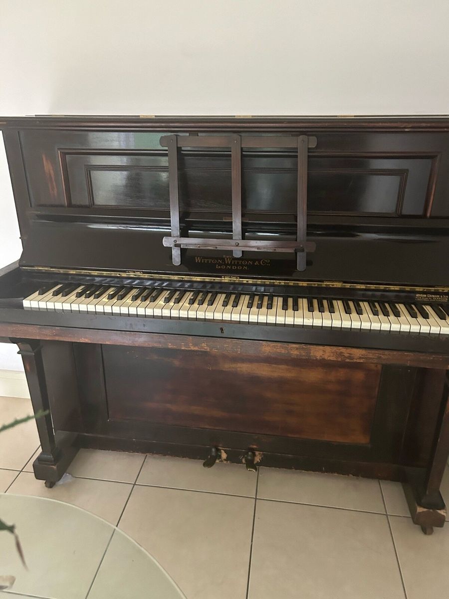 Done deal store pianos