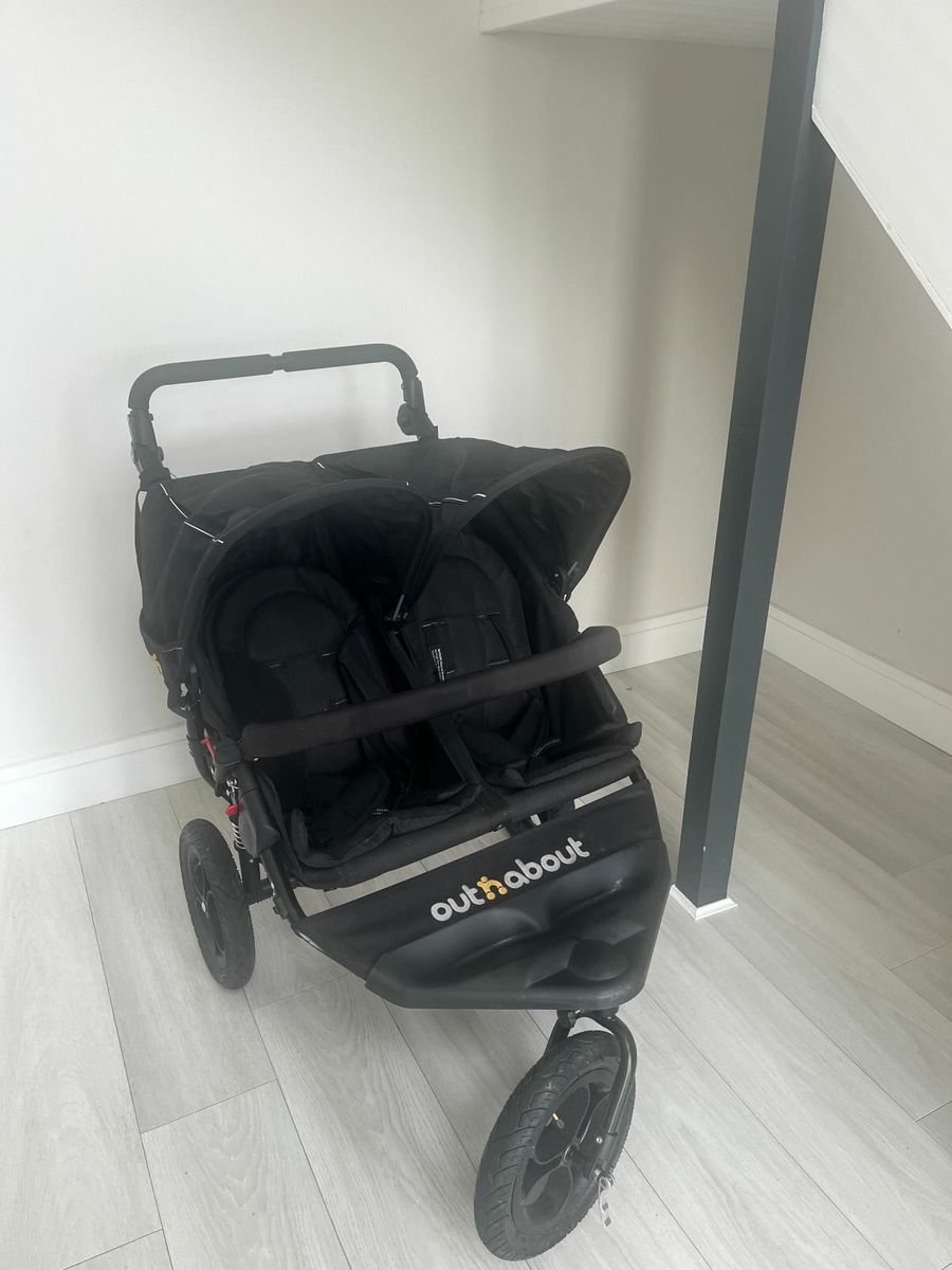 Out n about outlet nipper double 360 v4