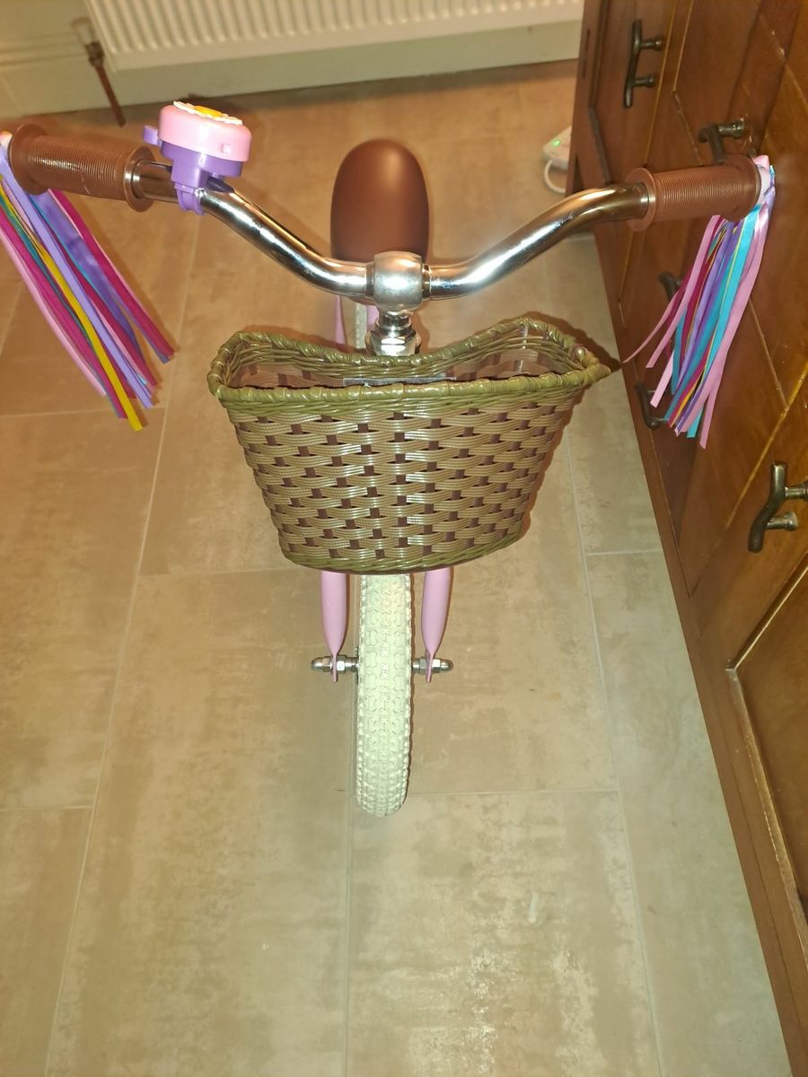 Elswick daisy sales balance bike