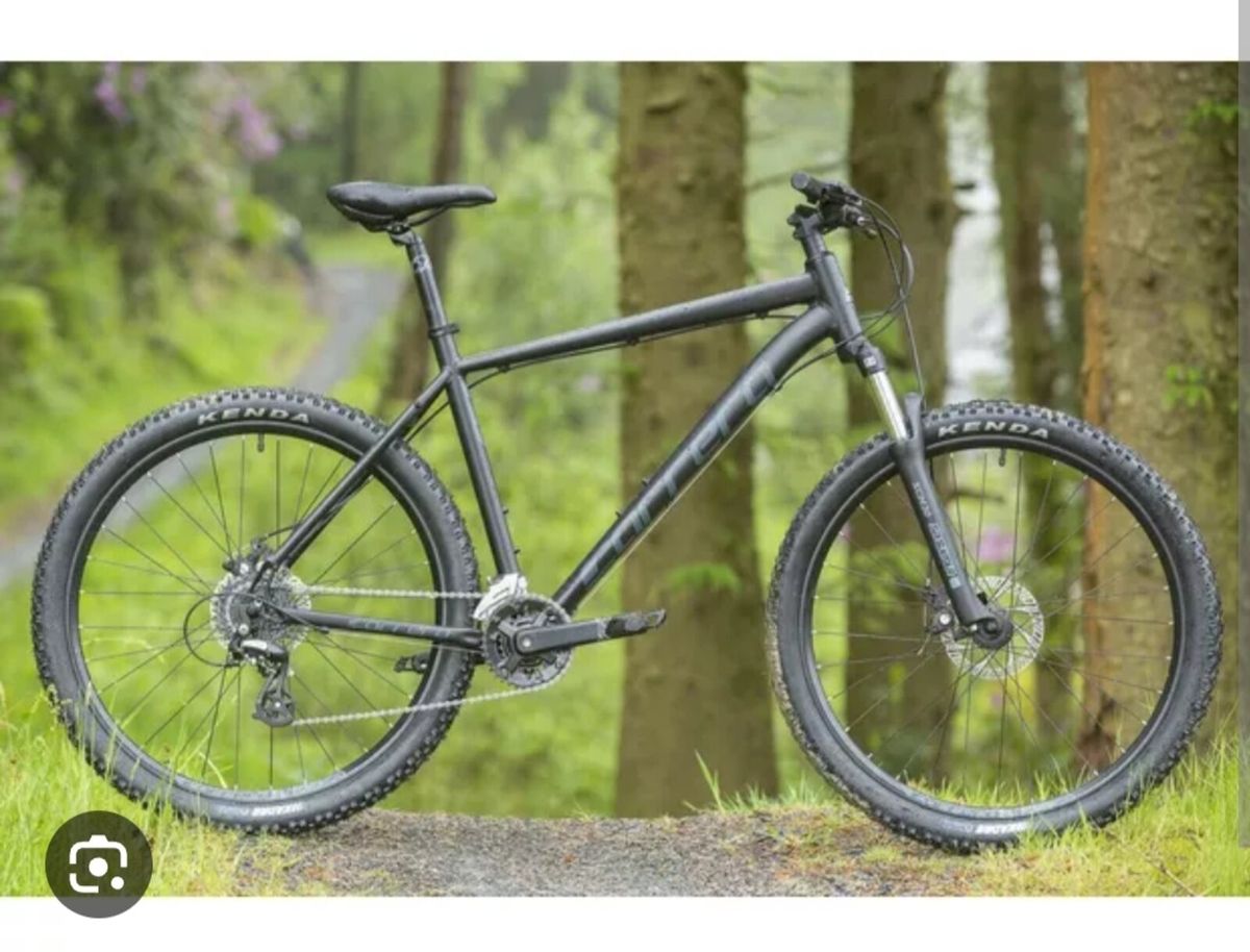 Black carrera mountain store bike