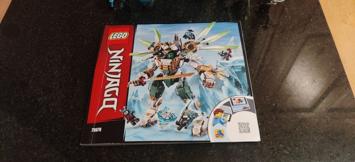 Lego 70676 ninjago lloyd's online titan mech action figure