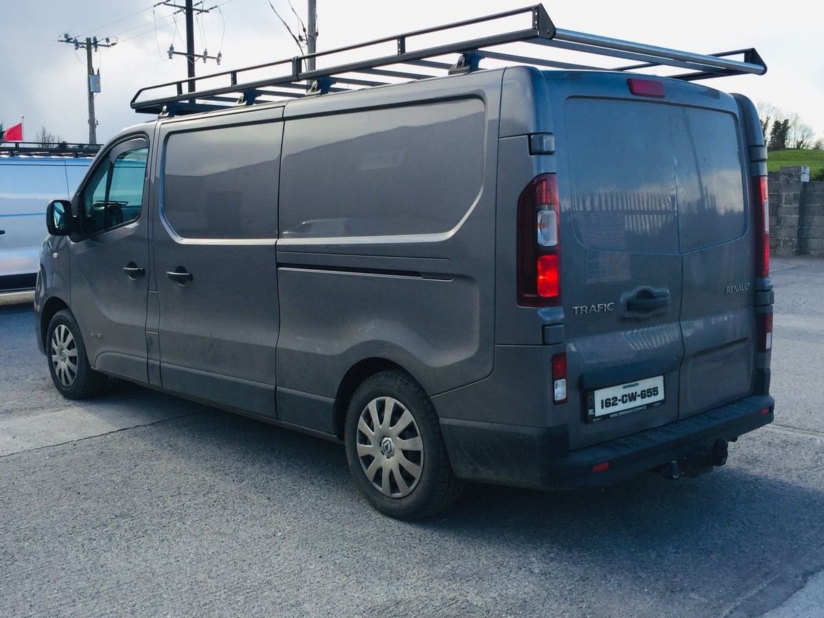 Renault trafic 2017 online roof rack