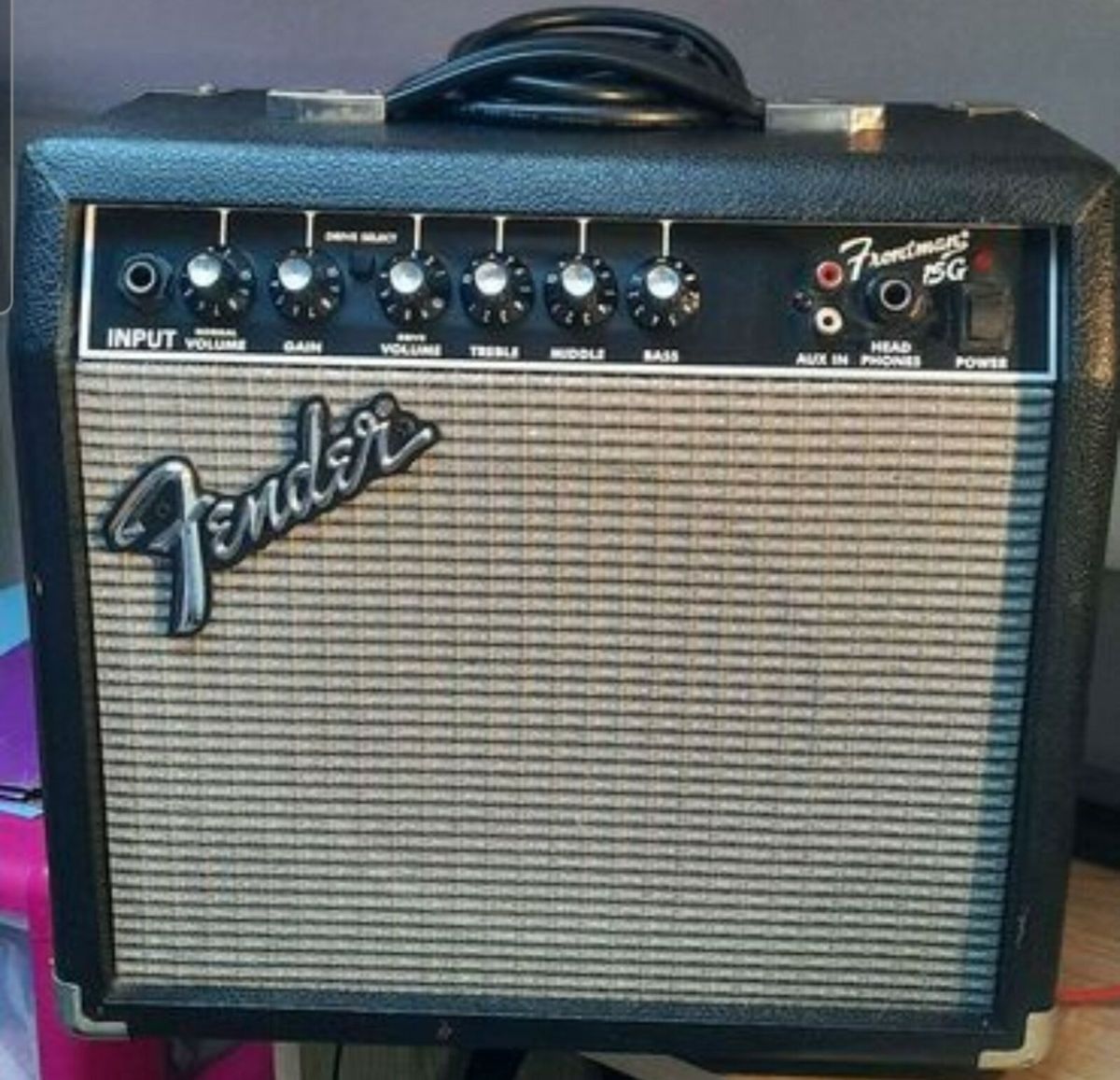 Fender frontman deals 15g for sale