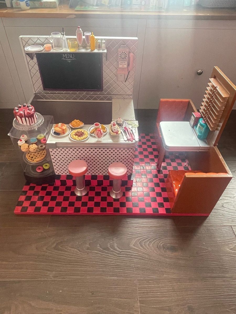 Our generation retro 2025 diner accessory set