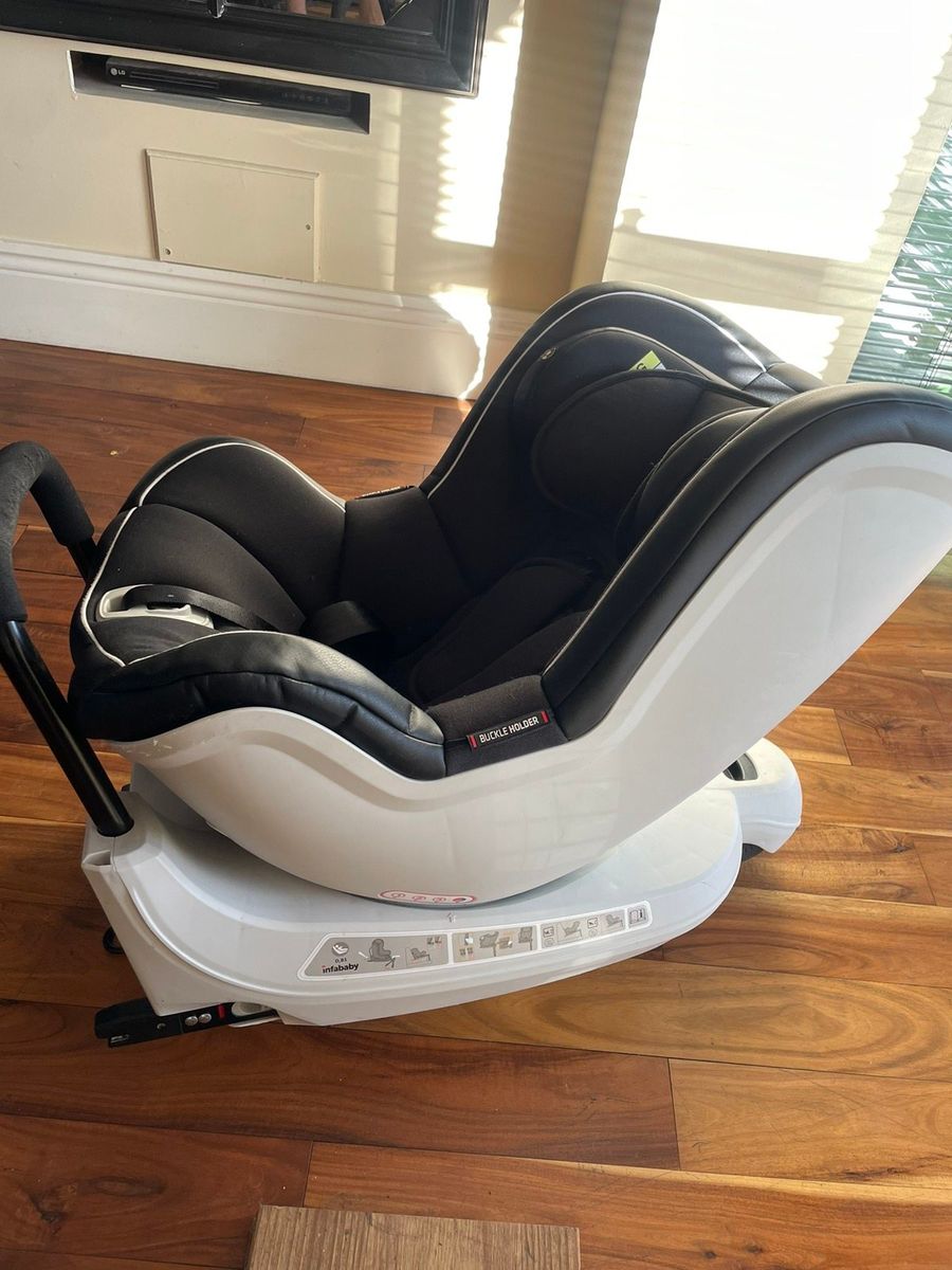 Car seat for sale in Co. Dublin for 100 on DoneDeal