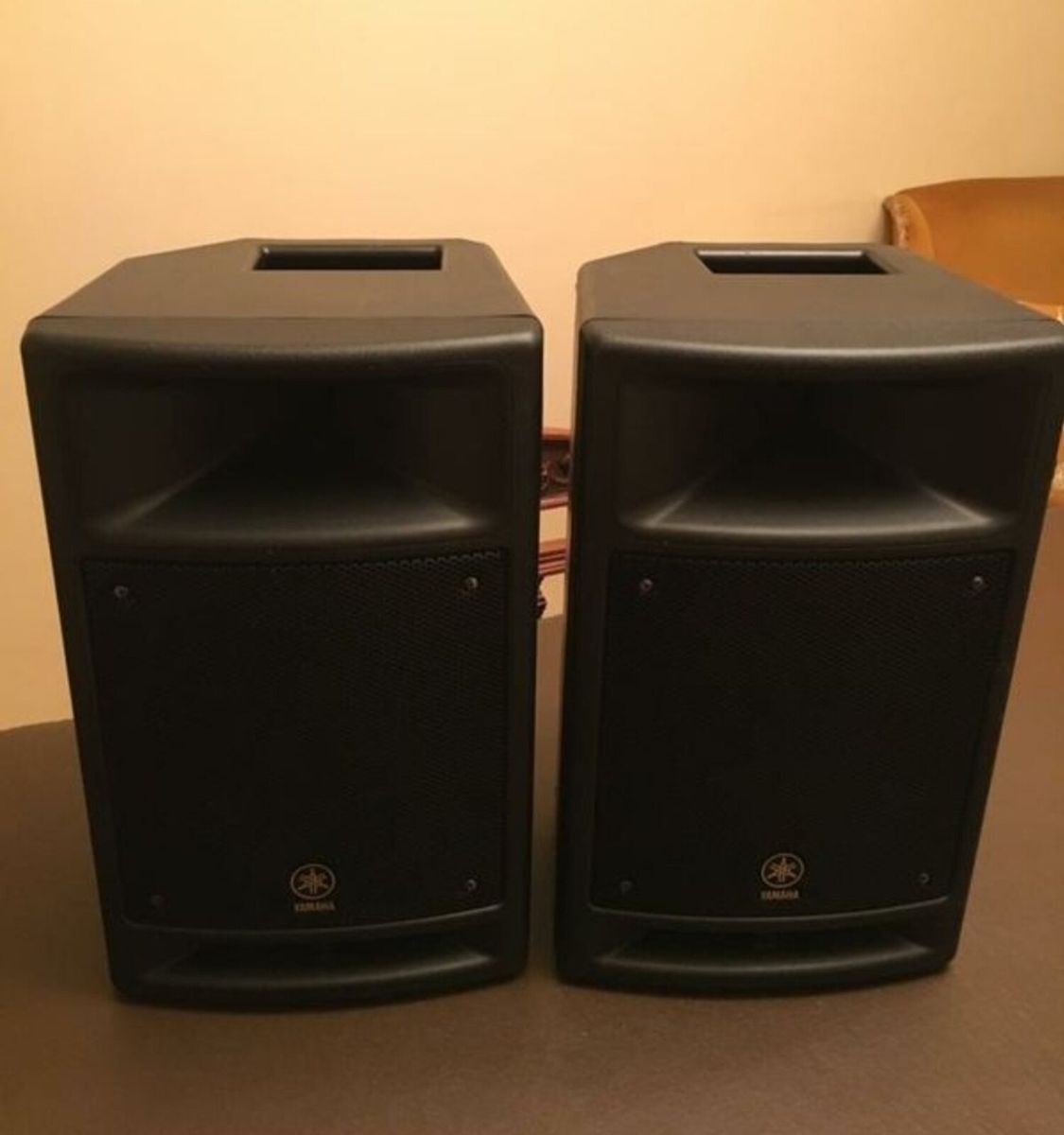 Second hand computer 2024 speakers for sale